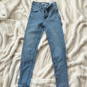 Levi Mile High Super Skinny Jeans 24
